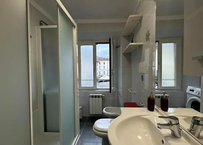 Lake, Lakefront 30m Apartment