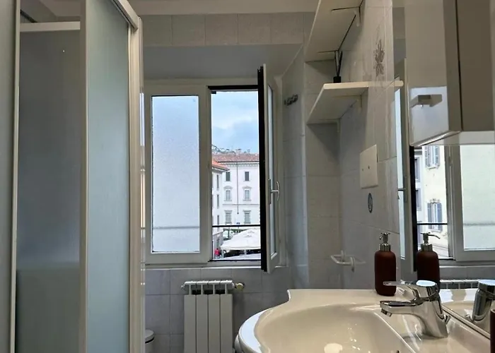 Lake, Lakefront 30m Como